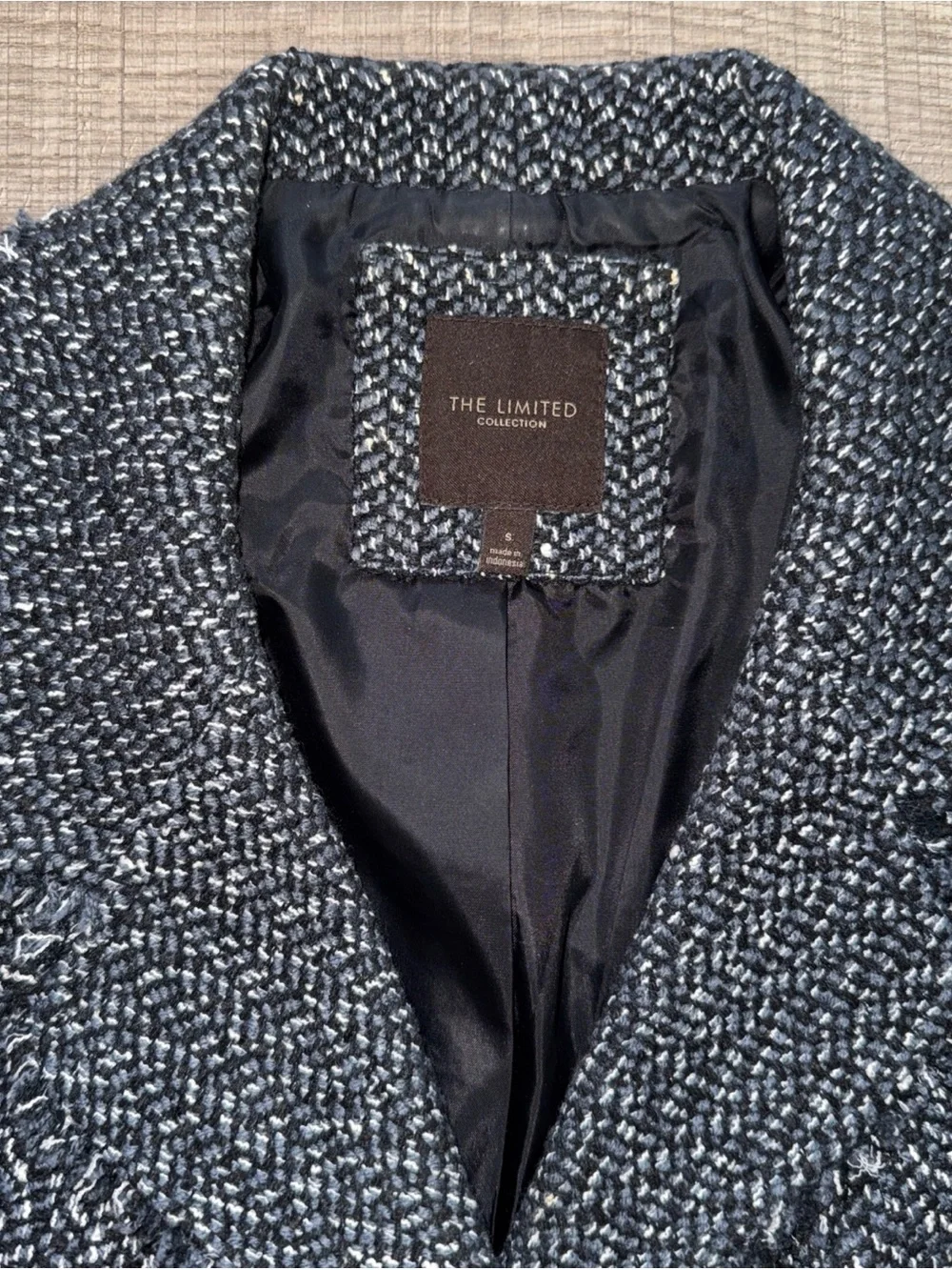 The Limited Women's Black & Gray Tweed Cropped Jacket size small